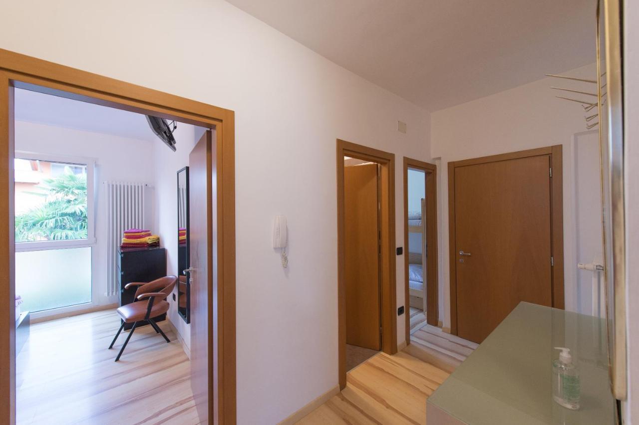 Appartement Lago Blu Riva del Garda Exterior photo