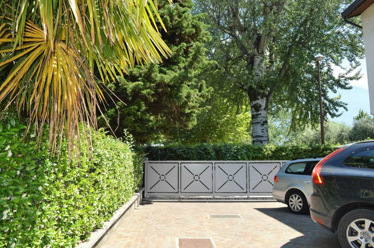 Appartement Lago Blu Riva del Garda Exterior photo