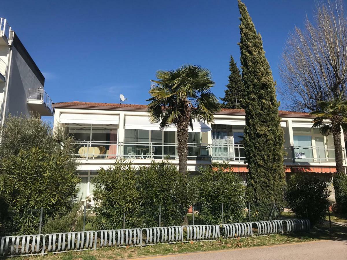 Appartement Lago Blu Riva del Garda Exterior photo